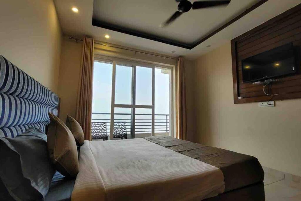 Villa Pine Peak Kasauli Exterior foto